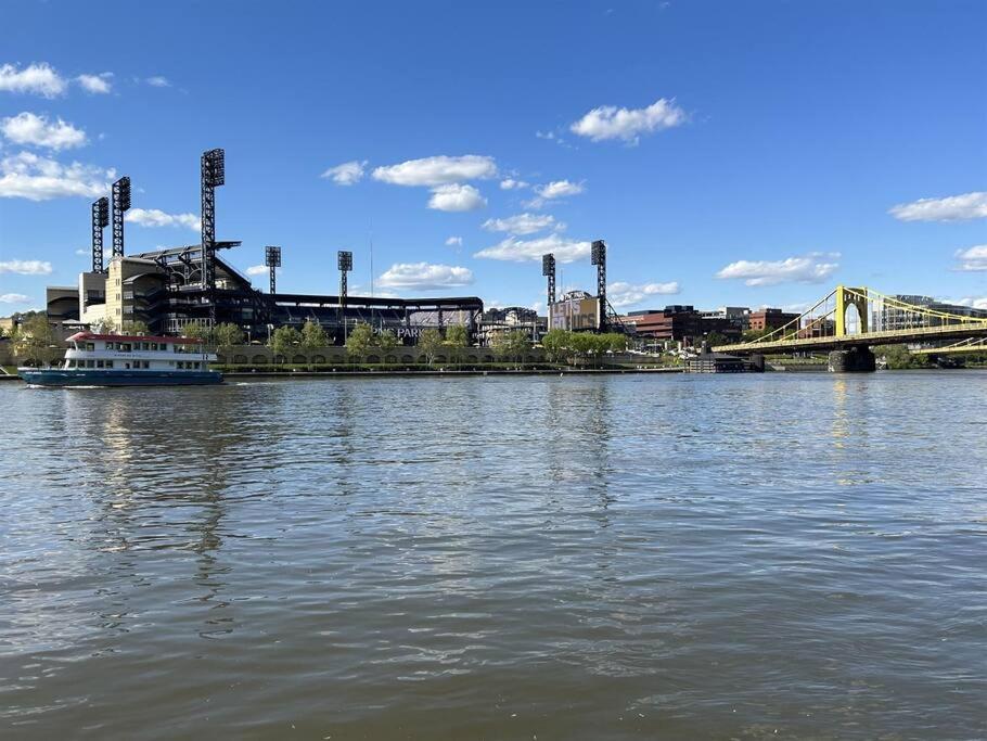 Sweeping Stadium Views Wonderfully Located 24-7 Parking Gym Lounge Pittsburgh Exteriér fotografie