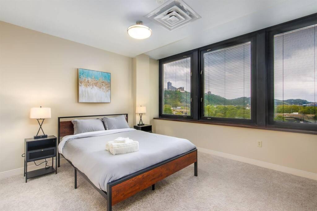 Sweeping Stadium Views Wonderfully Located 24-7 Parking Gym Lounge Pittsburgh Exteriér fotografie