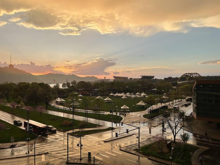 Sweeping Stadium Views Wonderfully Located 24-7 Parking Gym Lounge Pittsburgh Exteriér fotografie