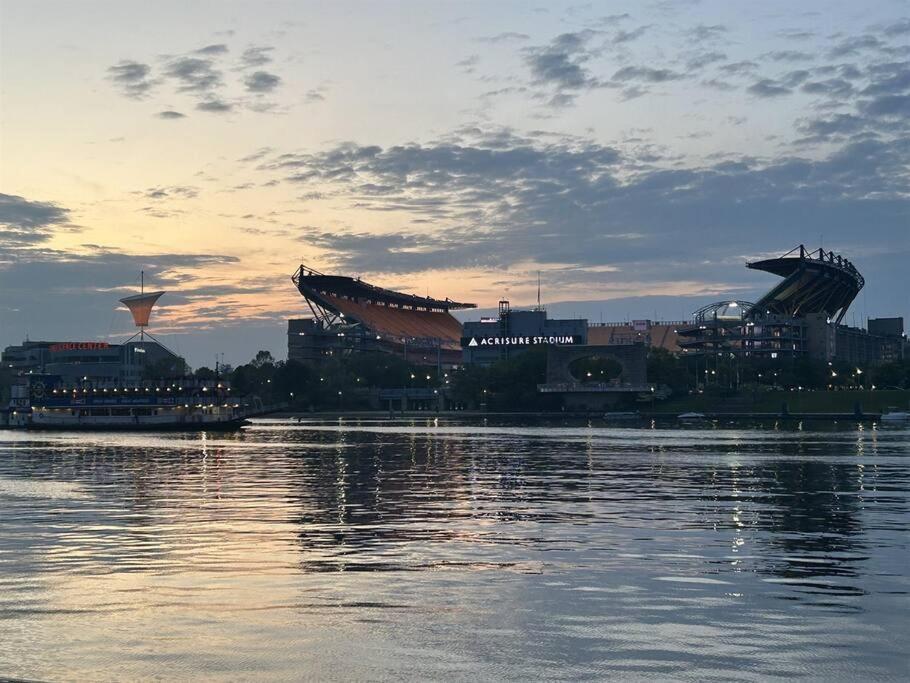 Sweeping Stadium Views Wonderfully Located 24-7 Parking Gym Lounge Pittsburgh Exteriér fotografie